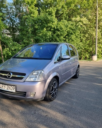 Opel Meriva cena 5000 przebieg: 277000, rok produkcji 2005 z Warszawa małe 106